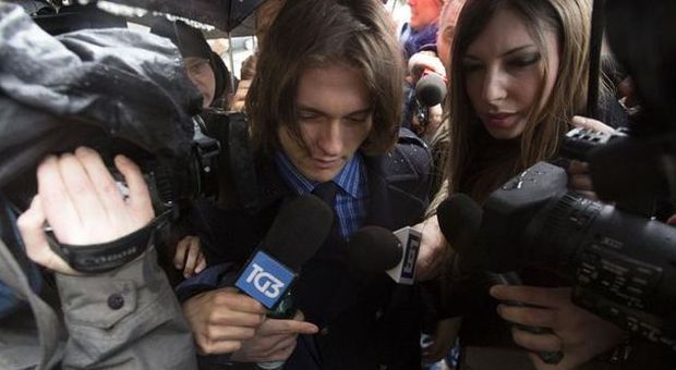 Amanda Knox e Raffaele Sollecito assolti per non aver commesso il fatto