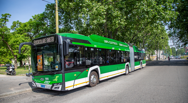 A Milano il filobus "guida da solo" con il progetto Atm e Vodafone