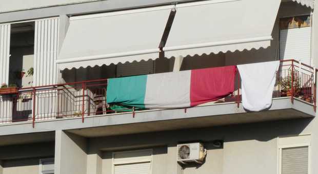 Omicidio Falcone, drappi sui balconi per ricordare la strage