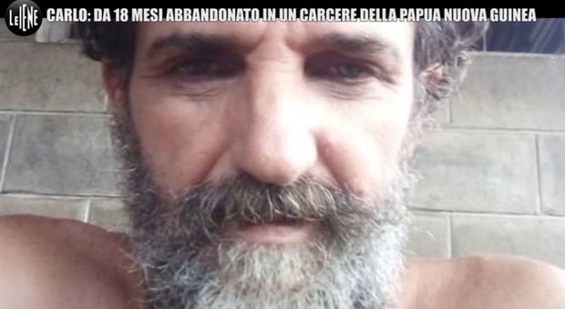 Il velista di Pescara Carlo D'Attanasio da 18 mesi in carcere in Papua Nuova Guinea: «Sono innocente» (la foto è stata tratta dalla trasmissione Le Iene che ha parlato con il velista)