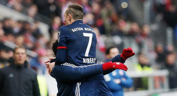Ribery più Jaime Rodriguez, il Bayern Monaco vince 2-0 sul campo del Magonza