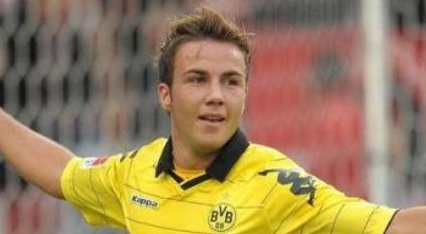 Goetze saluta il Borussia Dortmund e scatena il domino dei parametri zero