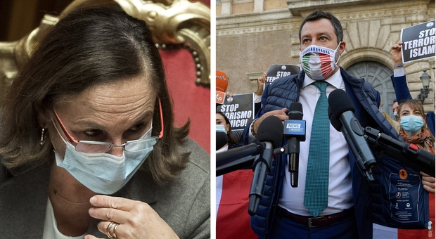 Lamorgese: «Decreti Salvini hanno creato insicurezza. Nizza? Nessuna colpa». Il leader Lega: «Si dimetta»