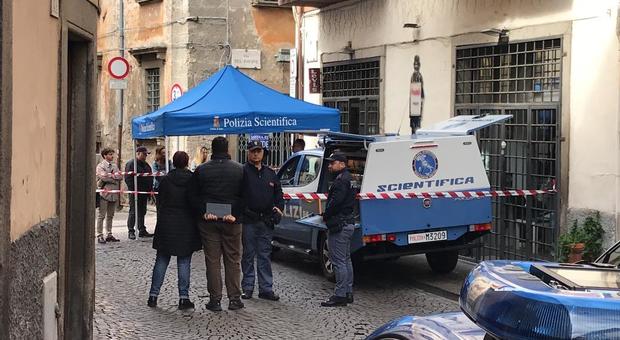 Omicidio Fedeli, la polizia scientifica passa al setaccio la scena del crimine