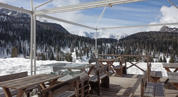 Pioggia e freddo, la beffa per la riapertura di Malga Rin Bianco di Misurina