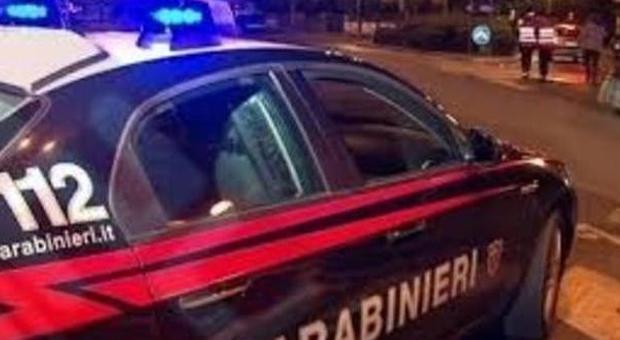 Sorpresi a rubare nelle auto, tentano di investire i carabinieri: arrestato nomade della Monachina