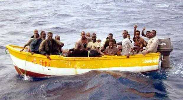 Lampedusa, 17 migranti morti di freddo su un gommone in arrivo coste italiane