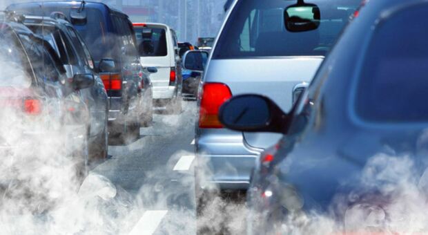 Piano anti-smog per arginare le polveri sottili. La Regione Marche ha approvato le misure di contenimento