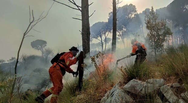 Lepini in fiamme: paura tra Roccagorga, Maenza e Sezze