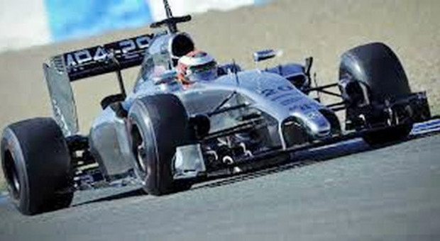 Jerez, vola la McLaren: primo baby Magnussen, Alonso 5° ma soddisfatto