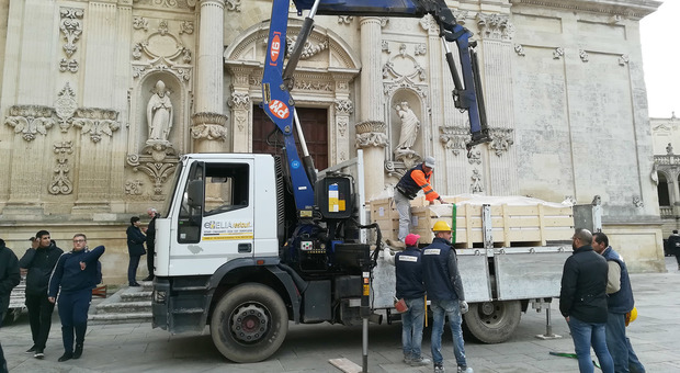 Cinque tonnellate di marmo per Ruppi «Lecce la sua casa»