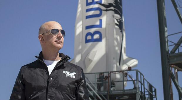 Viaggi spaziali, il Blue Origin debutta il 20 luglio: primo giro suborbitale per turisti