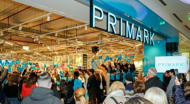 Primark riempie la Nave de Vero: l'apertura del maxi-store raddoppia i visitatori. Aumento del 117 per cento