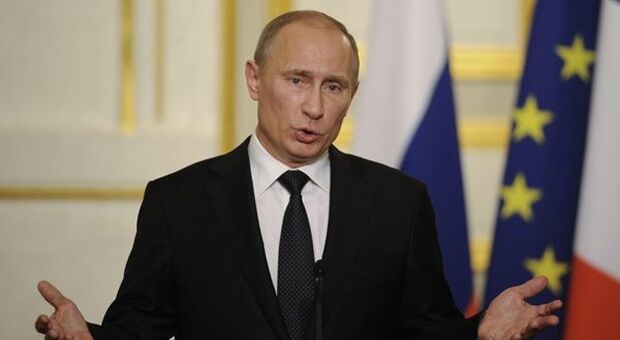 Putin annuncia "mobilitazione parziale": proteste e fughe da Mosca
