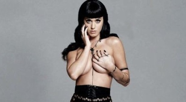 Katy Perry in topless