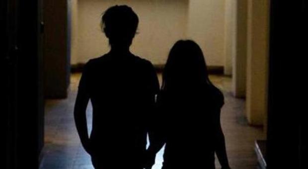 Abusi sessuali sulle nipotine di 7 e 4 anni: arrestato zio orco nel catanese