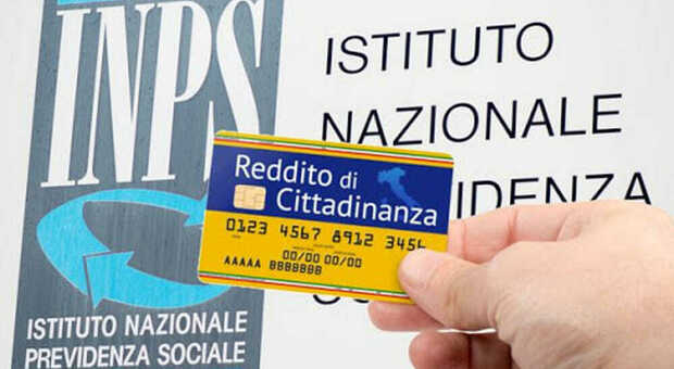 Autocertificazioni fasulle: prendevano il reddito di cittadinanza ma non risiedevano in Italia. Denunciate 239 persone