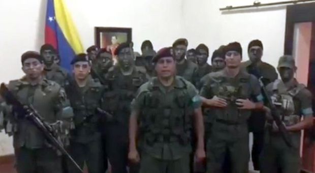 Alta tensione in Venezuela: repressa rivolta militare contro Maduro