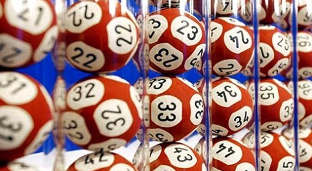 Lotto e Superenalotto, estrazioni di lunedì 4 giugno. Nessun 6 né 5+, jackpot a 43,6 milioni