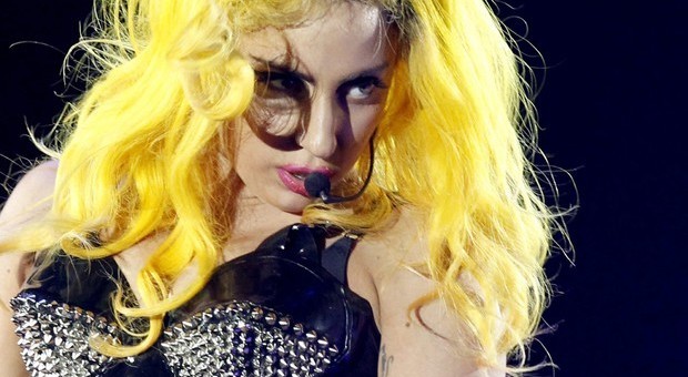 Fibromialgia, la malattia invisibile di Lady Gaga: ne soffrono due milioni di italiani