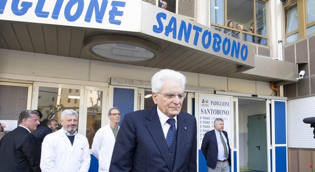 Bimba ferita a Napoli, il presidente Mattarella in ospedale da Noemi
