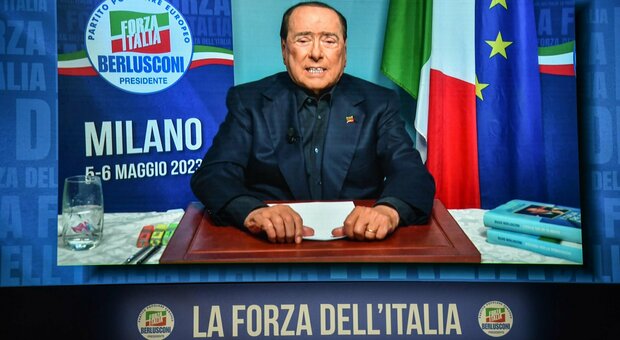 Berlusconi, Tajani, e il futuro di Forza Italia: l'Europa, il governismo e uno sguardo a Terzo polo e Pd