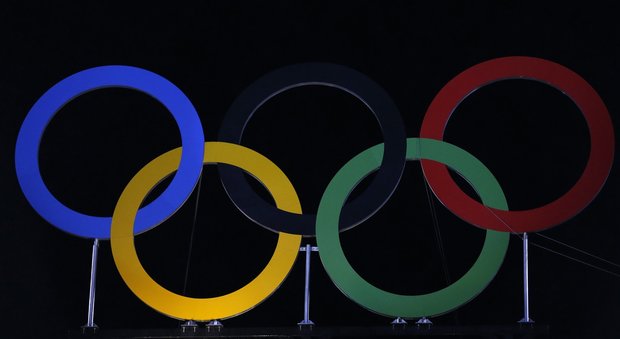 Olimpiadi 2024, Budapest si ritira: restano in corsa Los Angeles e Parigi