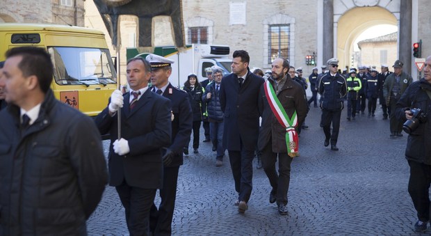 L'arrivo di Calcinaro con il sindaco di Senigallia