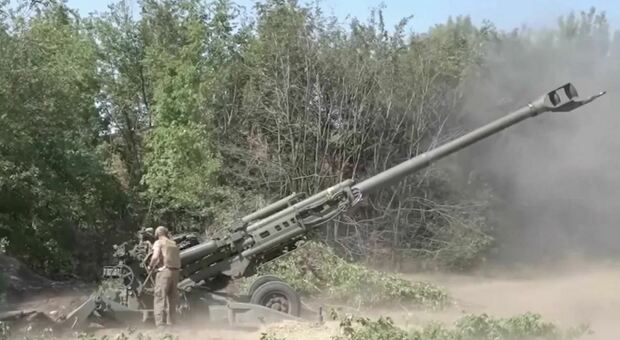 Kiev punta su Excalibur, i super proiettili guidati dal Gps: possono colpire con precisione fino a 40 chilometri. Come funzionano