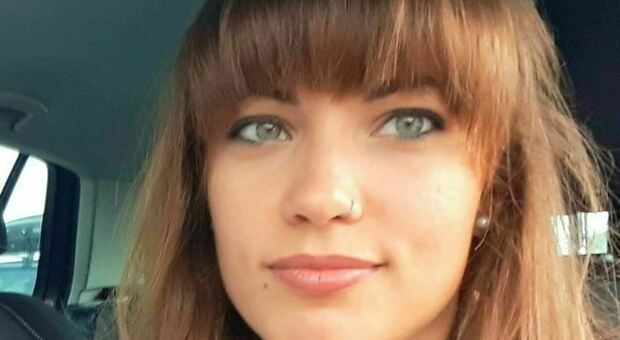 Elisa Maietti, morta a 33 anni per un'emorragia cerebrale dopo il parto: mobilitazione per la piccola Alice