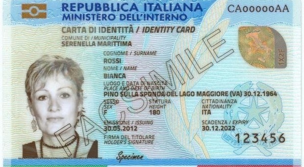 Carta d'identità elettronica: da oggi si potrà accedere da casa ai servizi della Pa