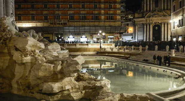 Roma, torna l'acqua nella Fontana di Trevi: restauro durato 516 giorni