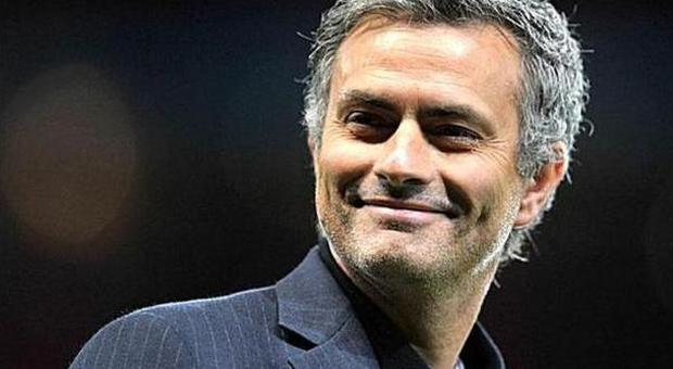 Chelsea: Fabregas, Diego Costa e Filipe Luis. Mourinho: «Mercato record, basta così»