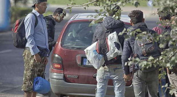 Migranti, l'ira italiana per la mancata intesa: «Pronti i rinforzi per il Brennero»