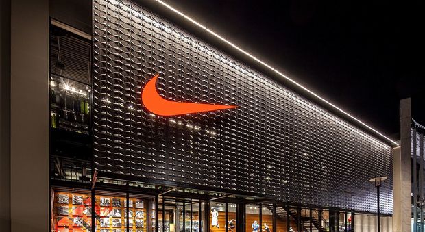 Nike, pronto mega taglio dell'azienda: via il 2% dei dipendenti