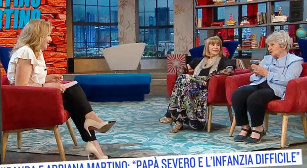 Serena Bortone con Adriana e Miranda Martino a "Oggi è un altro giorno"