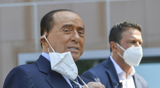 Berlusconi: «Covid? Ho temuto di non farcela. Italiani, andate a votare»