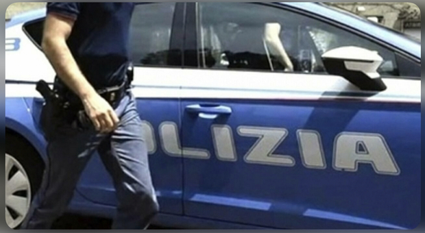 Napoli, documento alterato in hotel: arrestato un 42enne turco