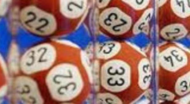 Lotto, le estrazioni dell'8 ottobre e i numeri vincenti del Superenalotto
