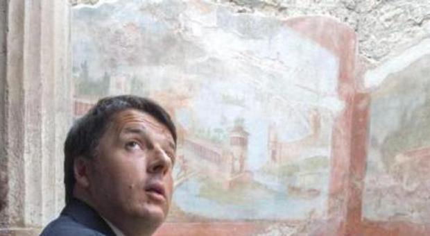 A Pompei tra le rovine del Pd Renzi conta di battere Caldoro