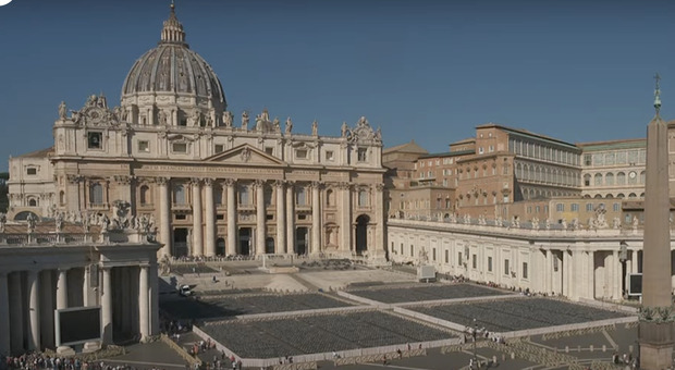 Donne prete e questione LGBTQ irrompono in Vaticano, pronta la road map del prossimo Sinodo in Vaticano