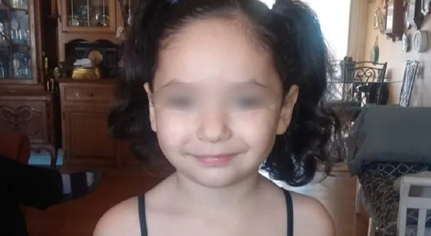 Bambina di 5 anni stuprata e uccisa da un senzatetto, la mamma l'aveva cacciata di casa due settimane fa