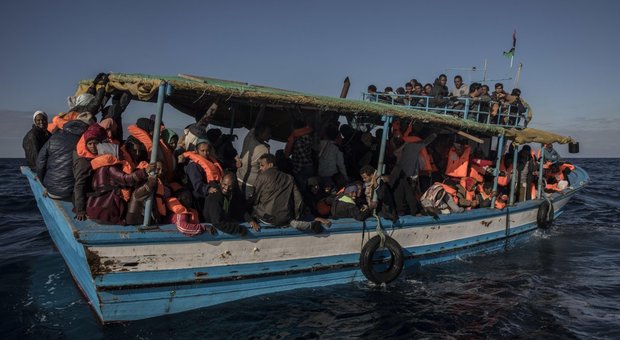 Barca si rovescia in Sudan, 24 bambini muoiono annegati: stavano andando a scuola