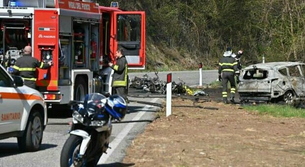 Maxi schianto tra un'auto e 3 moto vicino Bergamo: morta una coppia, due feriti in codice rosso