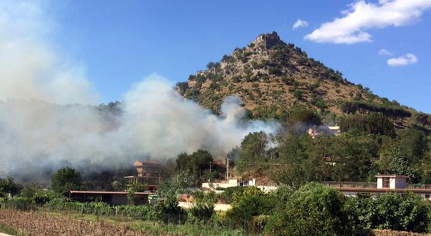 Ancora fiamme a Nocera Superiore Emergenza in zona Sant'Onofrio