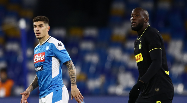 Lukaku e Lautaro stendono il Napoli, l'Inter di Conte vince al San Paolo 3-1