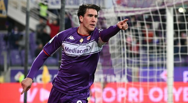 Fiorentina, a Cagliari in emergenza: non convocati Vlahovic e Saponara