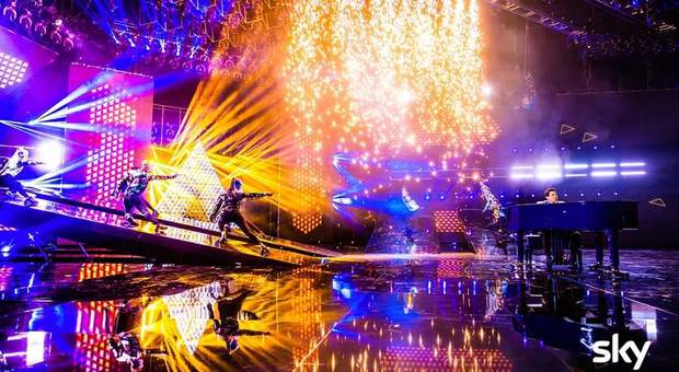 Davide Rossi durante il "live" della scorsa settimana (foto X Factor - Sky)