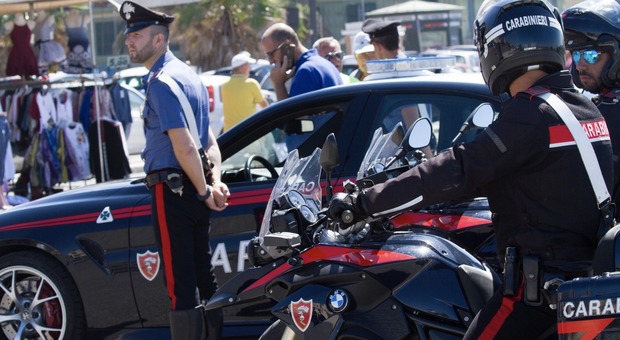 Roma, Ostia, svuota la cassa di uno stand del «Social Days»: arrestato 29enne