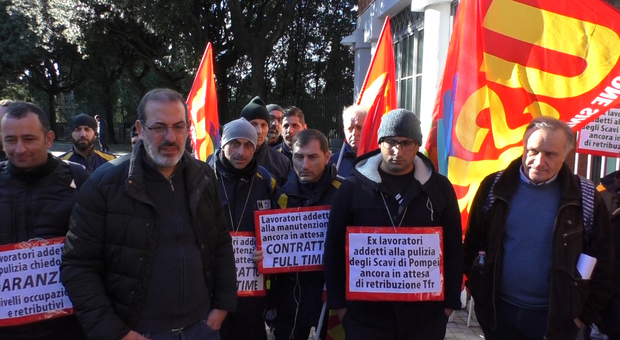 Protesta dei lavoratori a Pompei
